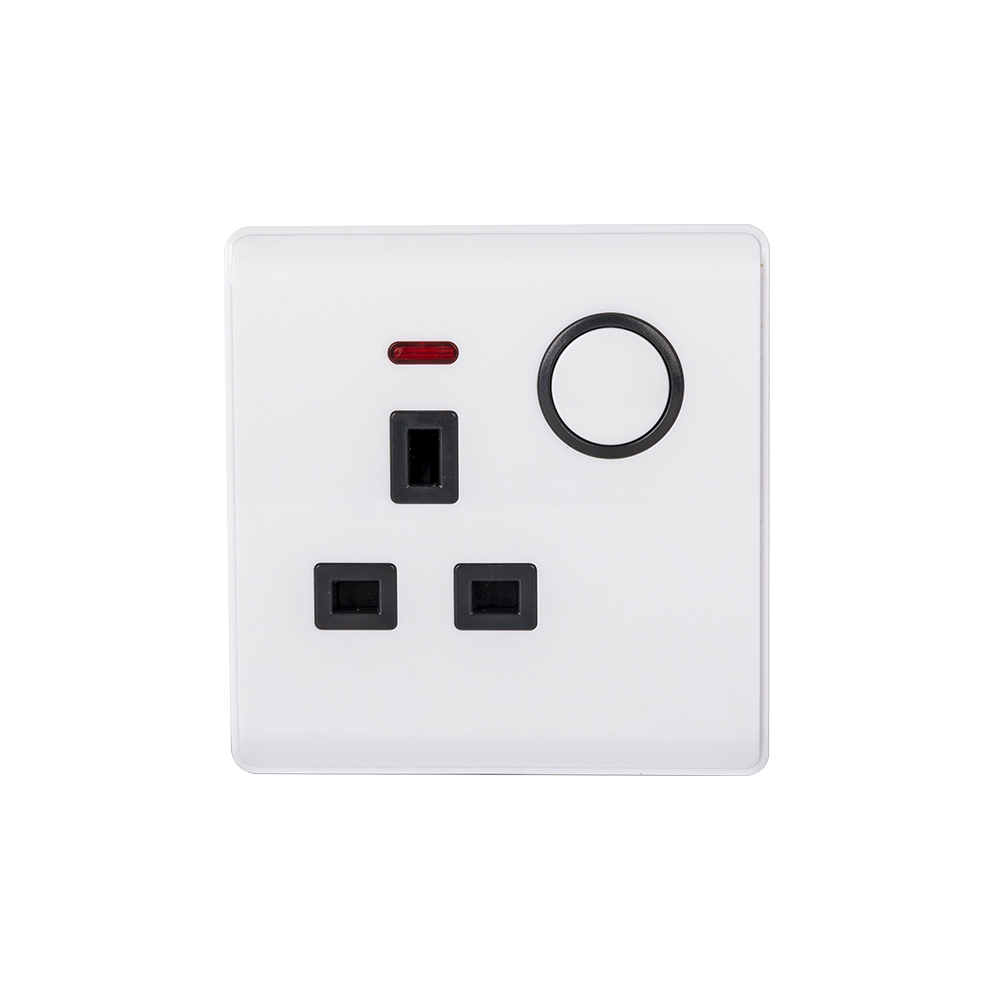 13A Single Switched Socket — Series 01