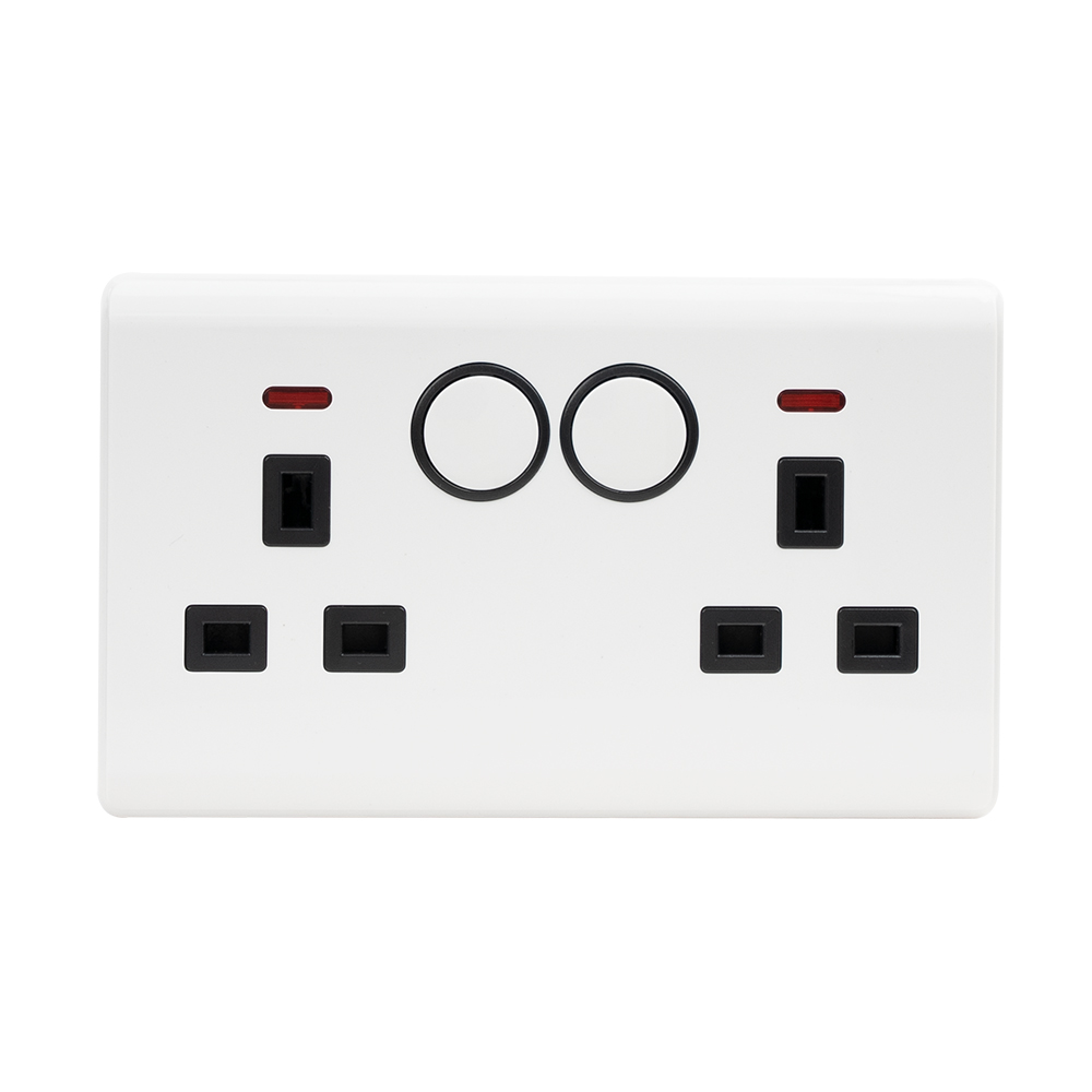 13A Twin Switched Socket — Series 01