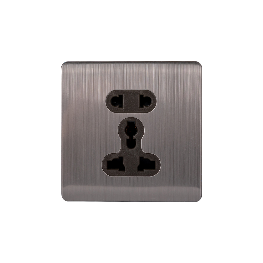 5-Pin Multi-Outlet Socket — Series 03