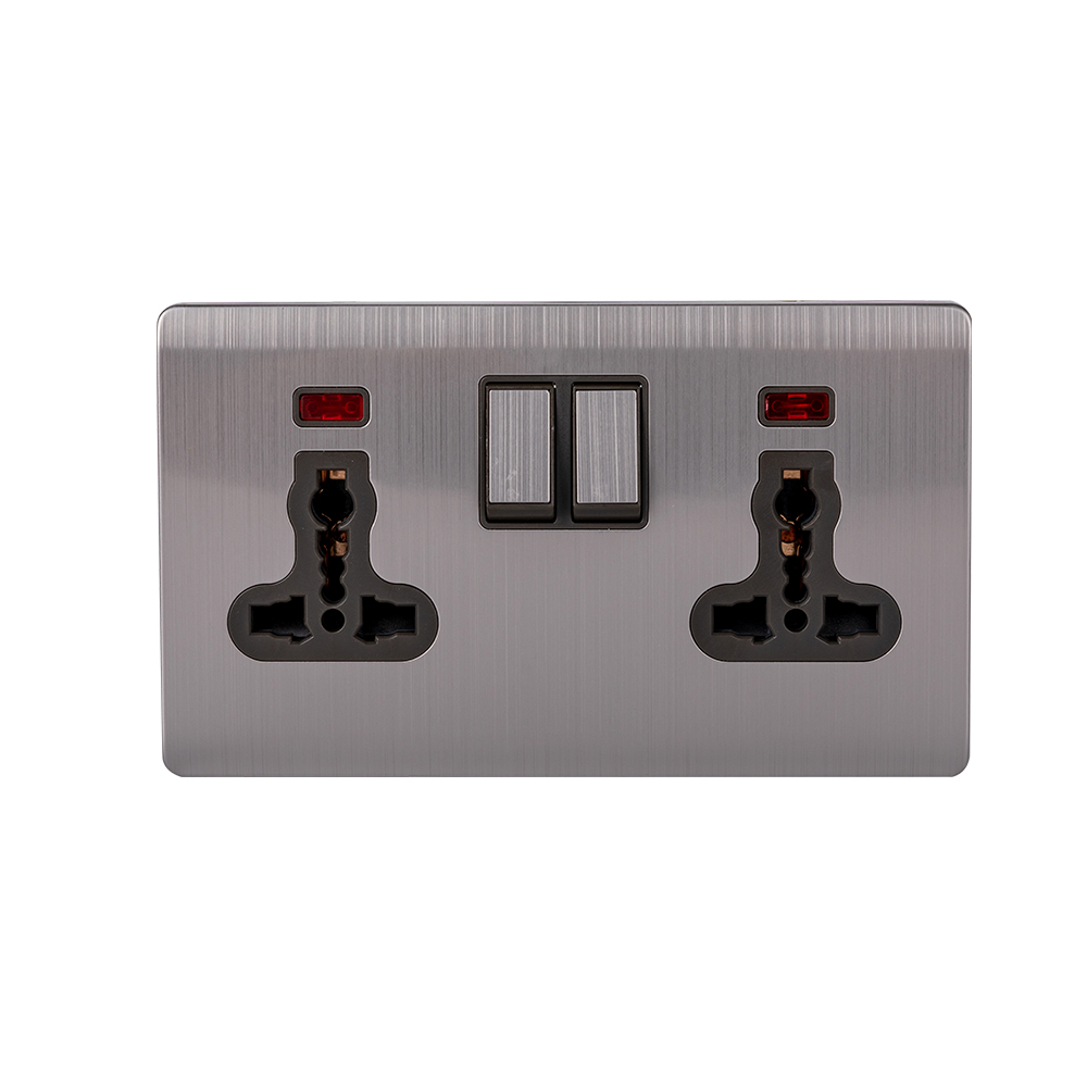 Double Universal 3-Pin Socket — Series 03