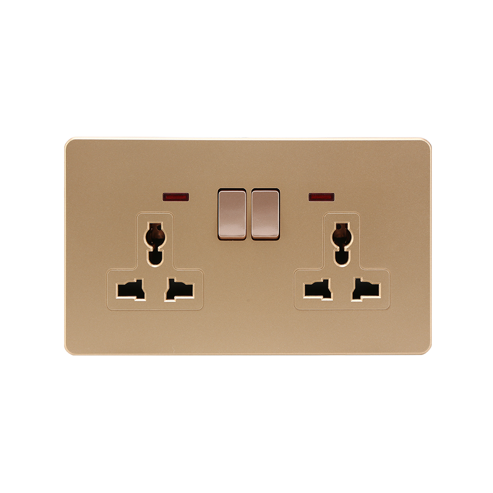 Double Universal 3-Pin Socket — Series 06