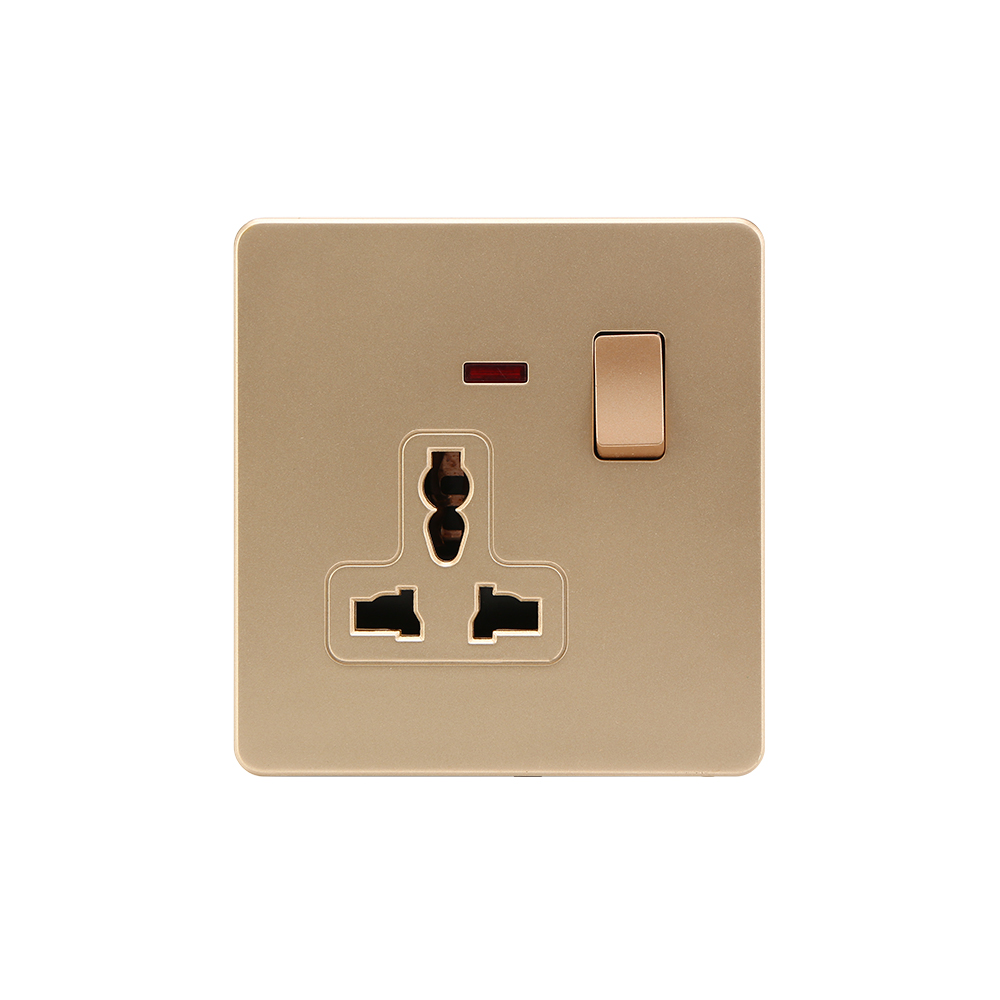 Universal 3-Pin Socket — Series 06