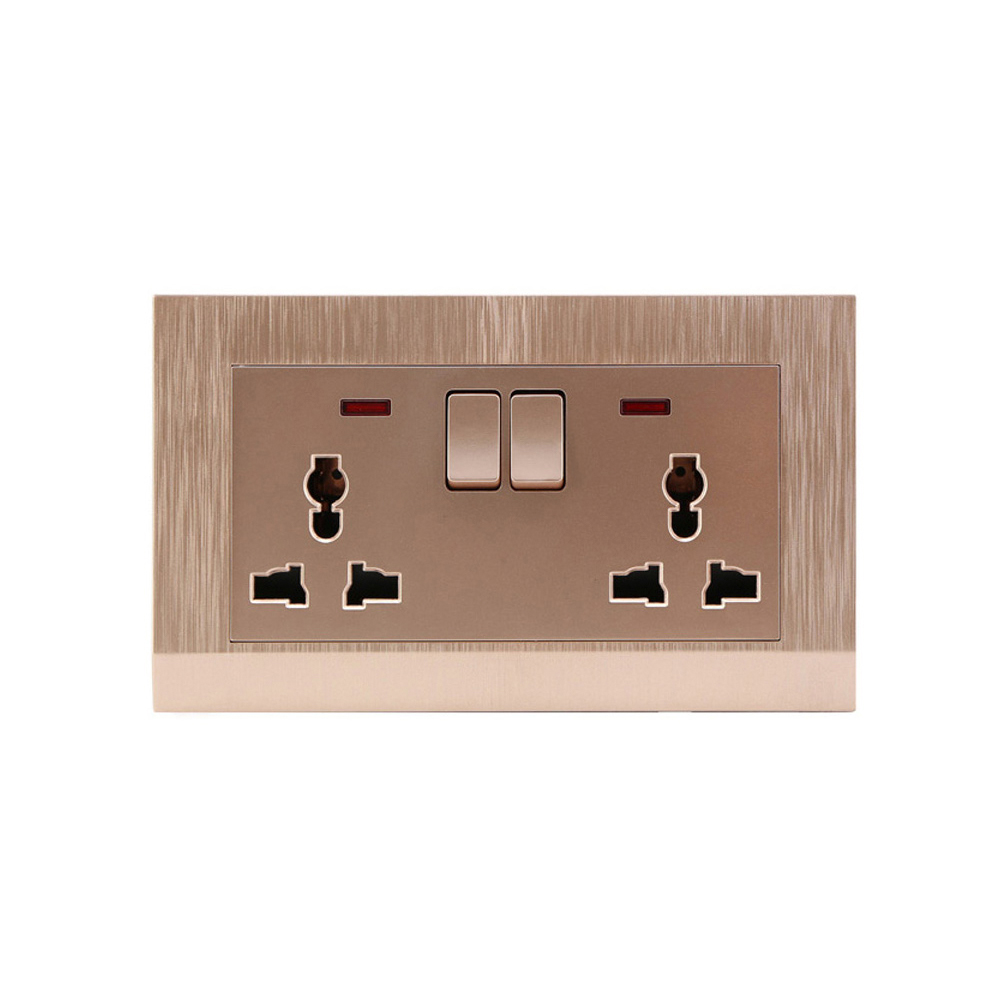 Double Universal 3-Pin Socket — Series 07