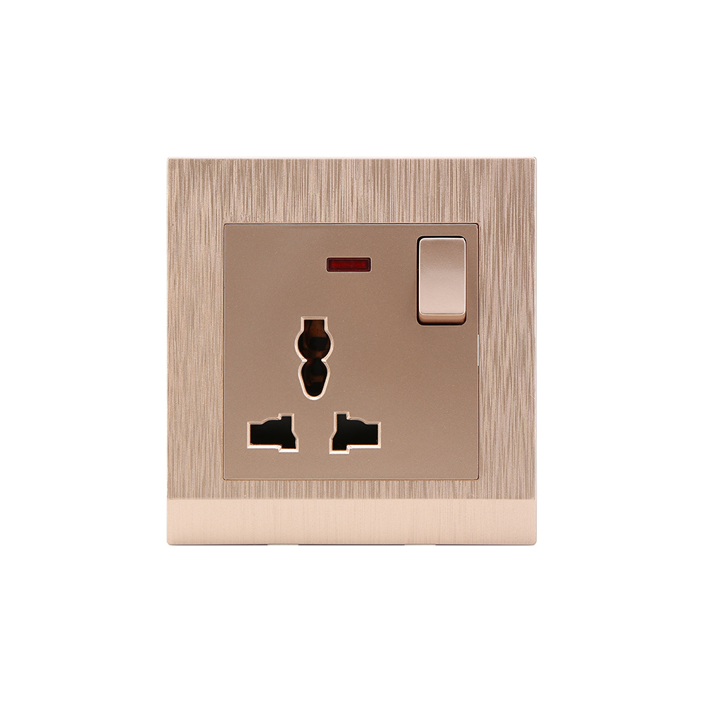 Universal 3-Pin Socket — Series 07
