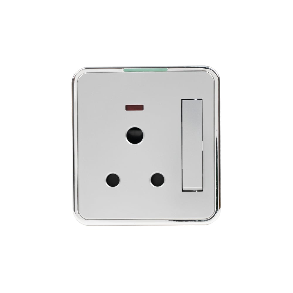 US vs UK Voltage: Plugs, Power Ratings and Travel Adapter Tips